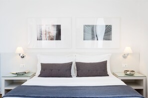 4 bedrooms, in-room safe, iron/ironing board, WiFi