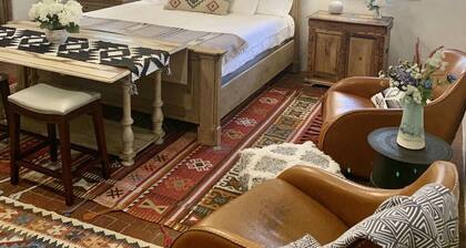 Luxe Casita Joya del Este historiallisessa Eastsidessa