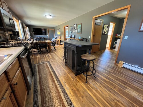 Jane's Bay Retreat on Lake Namakagon - UPDATED!