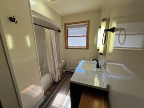 Badekar og hårføner