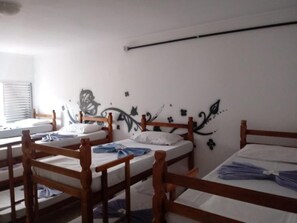 Minibar, free WiFi, bed sheets - Hotel Sol do Pernambuco (Guarujá)