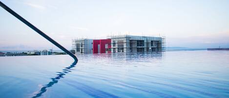 Alberca al aire libre