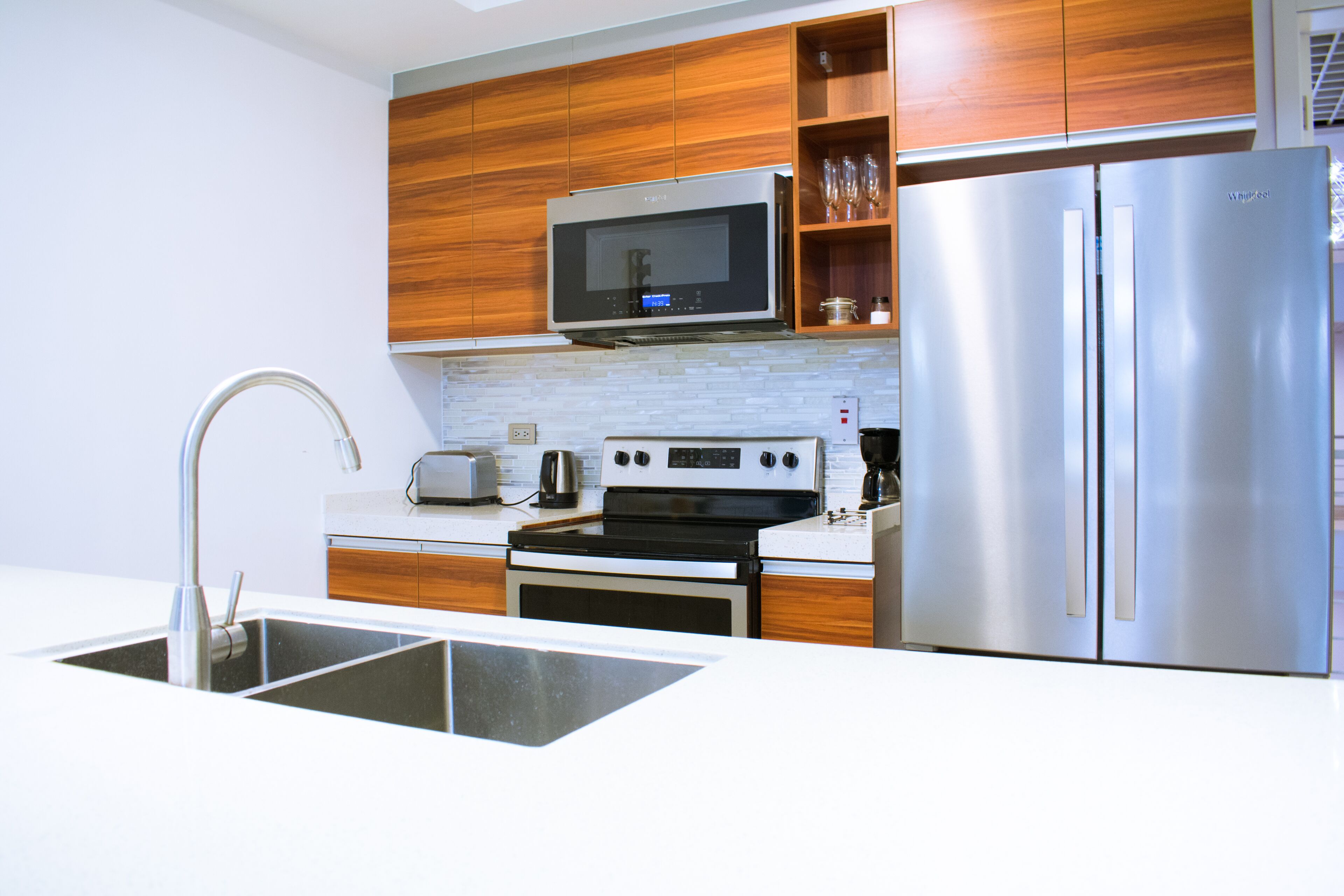 luxury apartment, 1 bedroom, non smoking | private kitchen | full-sized fridge, microwave, oven, stovetop
