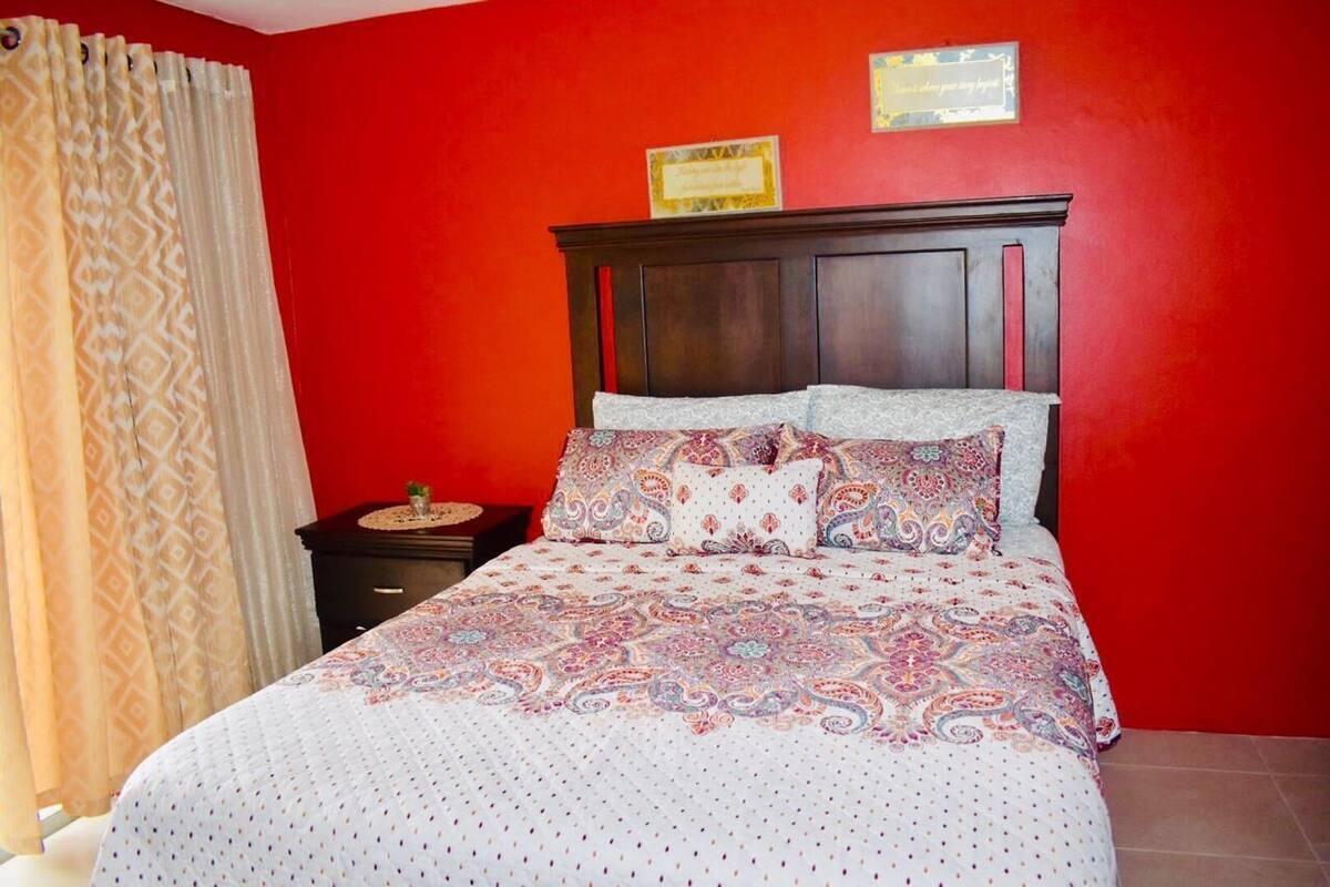 Business Apartment, 1 Bedroom, Non Smoking, Garden View | 1 bedroom, Egyptian cotton sheets, premium bedding, in-room safe