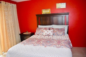 Business Apartment, 1 Bedroom, Non Smoking, Garden View | 1 bedroom, Egyptian cotton sheets, premium bedding, in-room safe