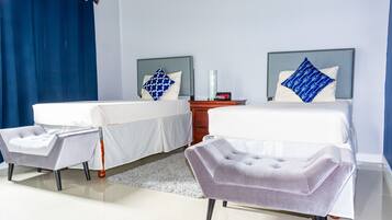 2 bedrooms, Egyptian cotton sheets, premium bedding, in-room safe