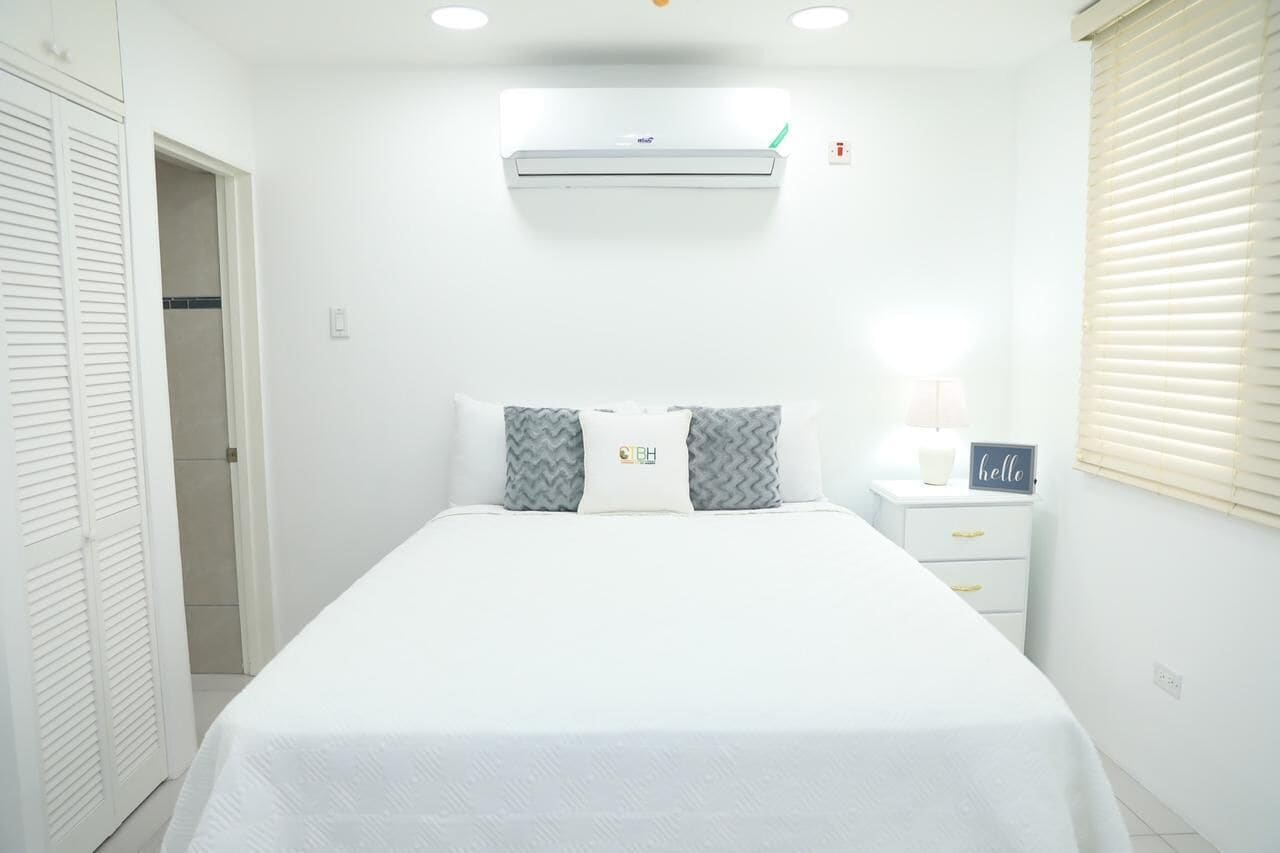 1 habitación, sábanas de algodón egipcio y ropa de cama de alta calidad 