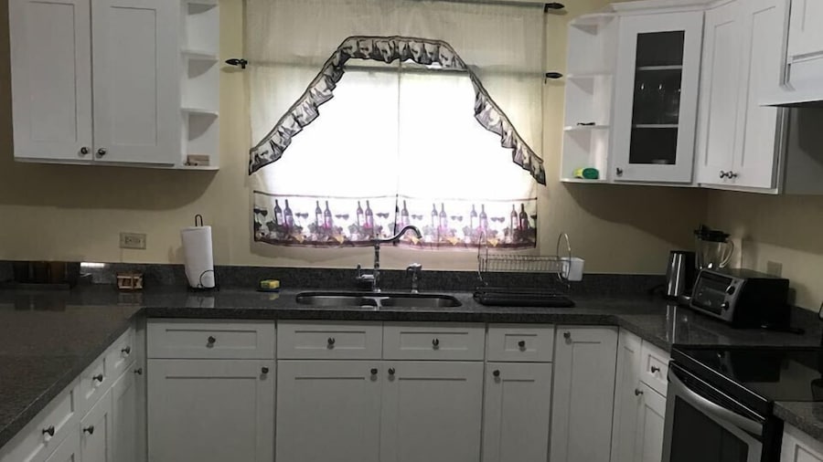 New Kingston Guest Apartment at Sandhurst