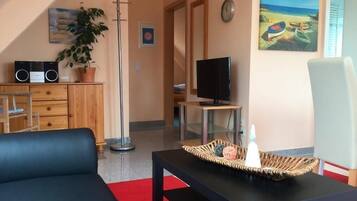 Apartment (1) | Living area | Flat-screen TV