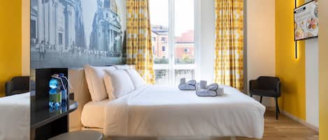 Dobbeltrom – superior, ikke-røyk | Safe på rommet, skrivebord og skrivebord for bærbar PC