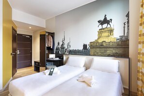 Standard Twin Room, Non Smoking | In-room safe, desk, laptop workspace, blackout drapes - B&B Hotel Roma San Lorenzo Termini (Rome)