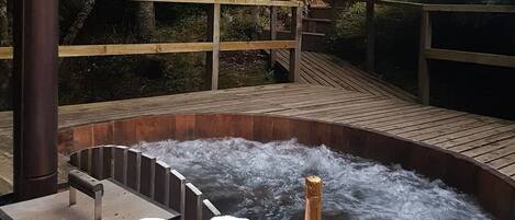 Bañera de hidromasaje exterior