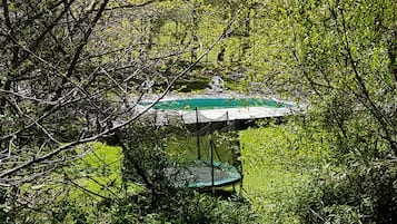 Sæsonbestemt udendørs pool