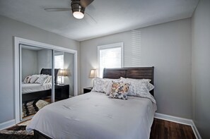 1 chambre, fer et planche à repasser, Wi-Fi, literie fournie