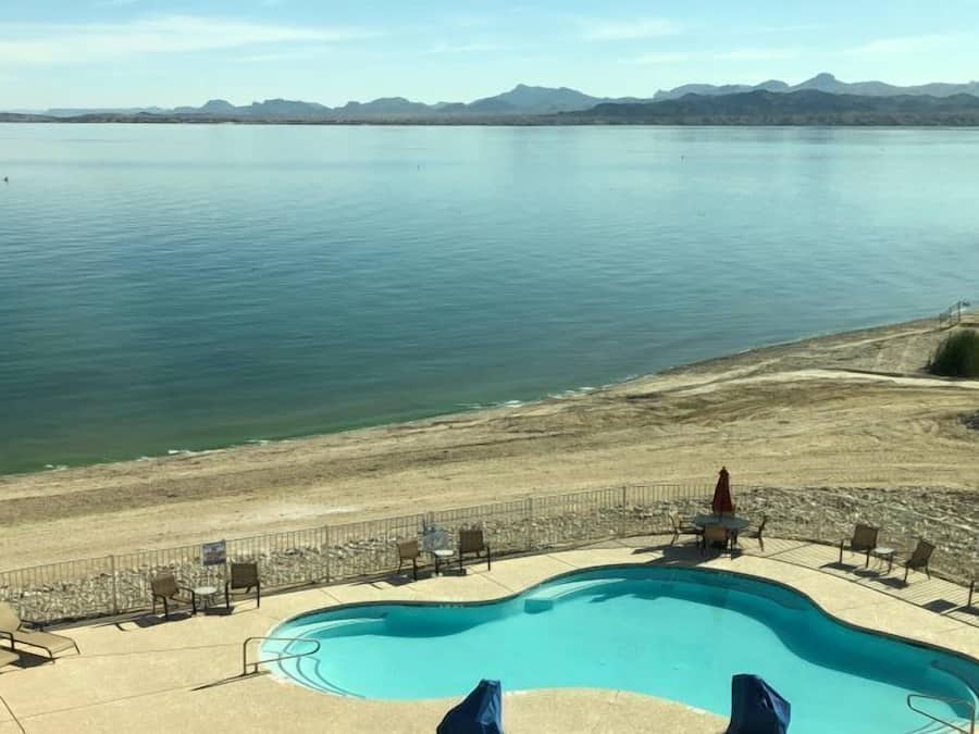 Praia particular, areia branca