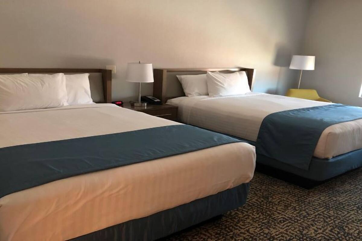 1 bedroom, premium bedding, pillow-top beds, individually decorated