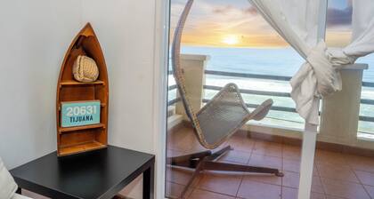 BEACHFRONT Relaxation 1 Bedroom Apt