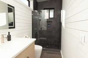 Towels, soap, shampoo, toilet paper