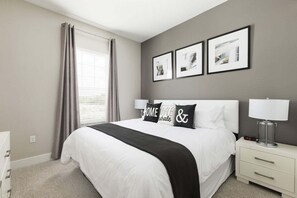 5 bedrooms, iron/ironing board, WiFi, bed sheets