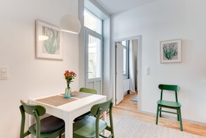 Appartement Deluxe | Coin séjour | Télévision à écran plat