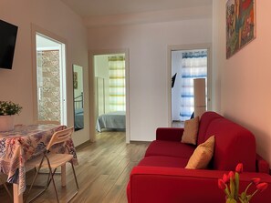 2 chambres, fer et planche à repasser, lit parapluie, Wi-Fi gratuit