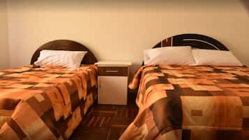 5 bedrooms, individually furnished, free WiFi