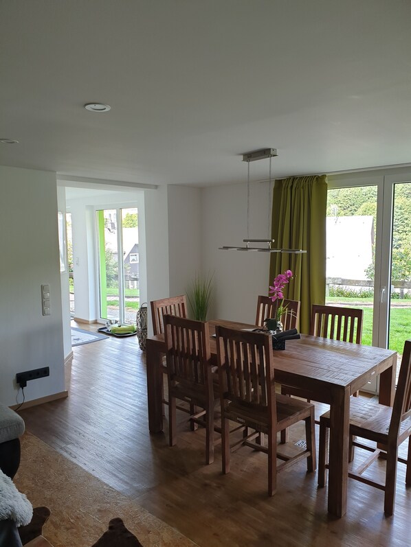 Apartment (Mina, excl. cleaning fee 45 EUR) | In-room dining