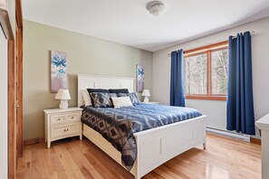 5 عدّة غرف نوم ومكواة/لوح كي وواي فاي