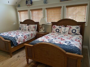 2 bedrooms, iron/ironing board