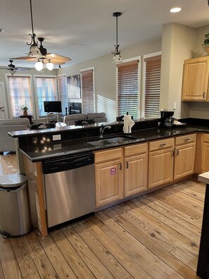 Microwave, oven, stovetop, dishwasher - Steinhatchee Landing Resort-Serendipity #48-Dog Friendly-**THIRD NIGHT FREE** (Steinhatchee)