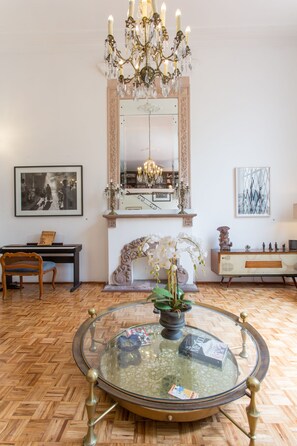 Interior - Hotel Casa Comtesse (Mexico City)