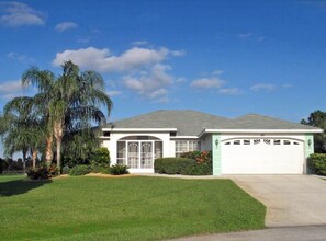 Exterior - * Your fun, sunny, totally relaxing Florida vacation starts now! * (Rotonda West)