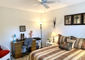 3 soverom, strykejern/-brett, wi-fi og sengetøy