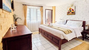 Superior Double Room, Balcony, Pool View | Iron/ironing board (on request), free WiFi, bed sheets - Alisamay (Baños de Agua Santa)