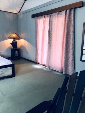 1 bedroom, iron/ironing board