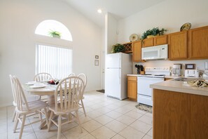 獨棟房屋, 3 間臥室, 2 間浴室 | 私人廚房 | 大型冰箱、微波爐、烤箱、爐台