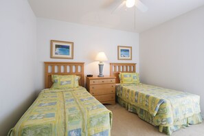 House, 3 Bedrooms, 2 Bathrooms | 3 bedrooms, individually decorated, individually furnished - Sundowners by VillaDirect (Davenport)