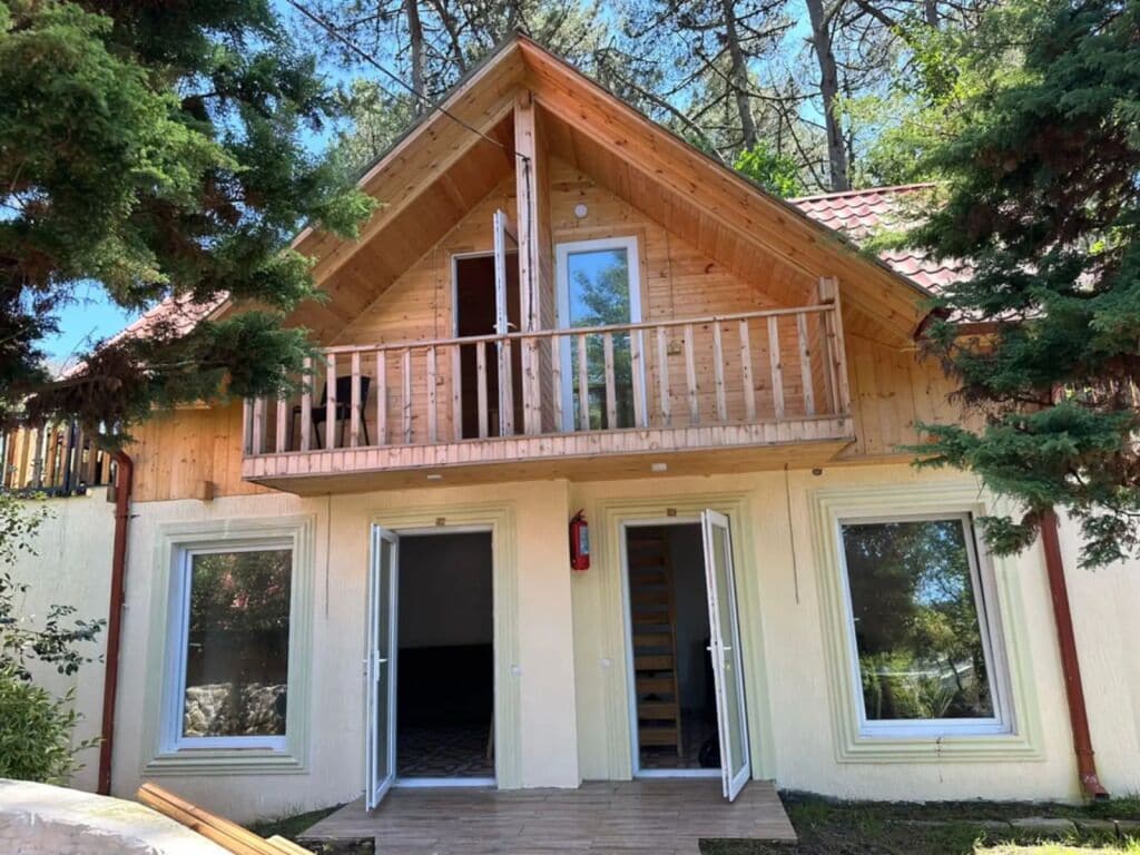 Cottage, Multiple Beds | Premium bedding, blackout curtains, soundproofing, free WiFi