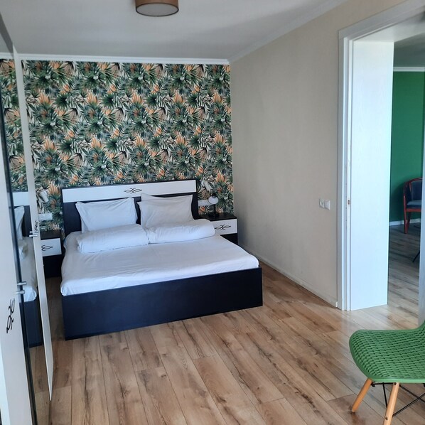 Phòng Suite | Bộ đồ giường cao cấp, màn/rèm cản sáng, phòng cách âm 