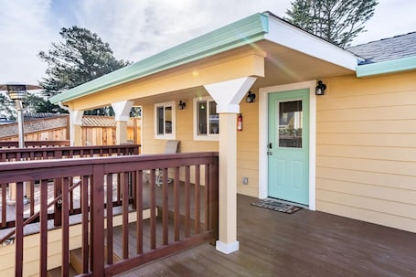 Exterior detail. ★★★★★ Sparkling Clean Newly Built Luxury Guest Suite Near SF, SFO, BART & Beach