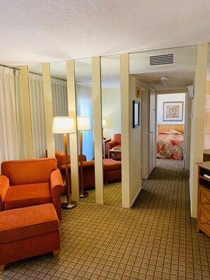 Interior - Palm Springs Two Bedroom Condo located near Old Las Palmas (Palm Springs)