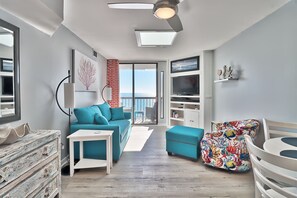 TV - 10% Discount-Oceanfront WaterPoint1 #1002 1br/1ba-Balcony-W/D-Pools-Sleep3/4 (North Myrtle Beach)