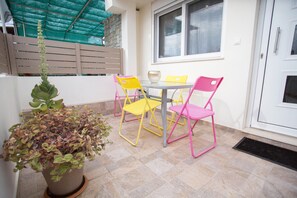 Outdoor dining - Rhodes Marine New  House is located in the city of  Rhodes! (Rodos)