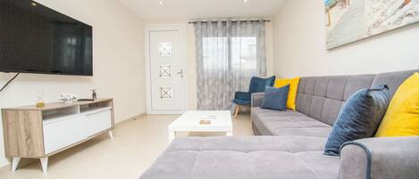 Smart TV, Netflix, streaming services