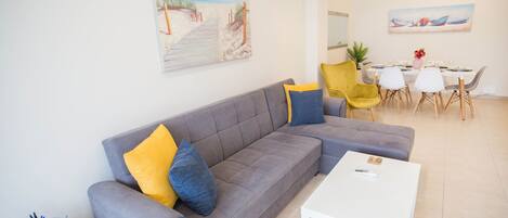 Smart TV, Netflix, streaming services