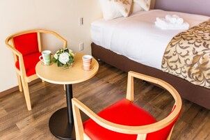 Twin Room | Soundproofing, free WiFi, bed sheets