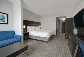 Desk, laptop workspace, iron/ironing board, free WiFi - Holiday Inn Express & Suites Milwaukee - Brookfield by IHG (Brookfield)