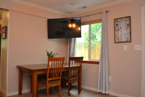 Interior - Charming, Peaceful and Newly Renovated 2 Bedroom Cottage!  (Colorado Springs)