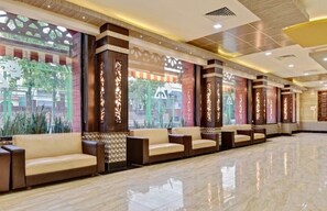 Lobby sitting area - Citi Club (Kanpur)