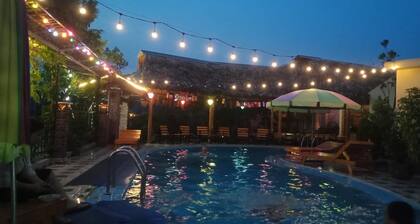 Tam Coc Little River Bungalow